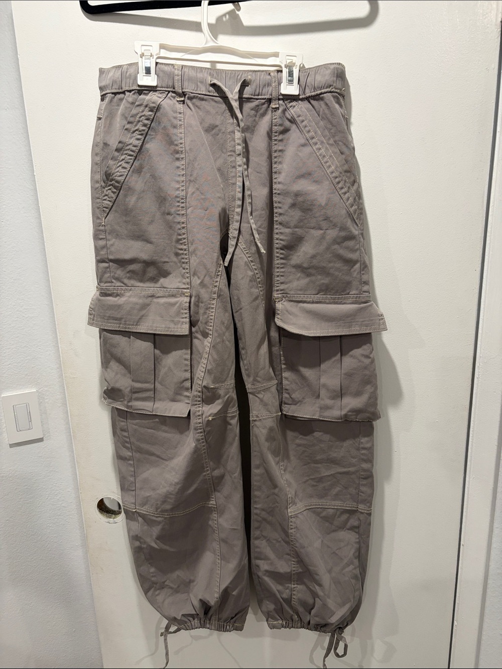 Zara Light Gray Elastic Waist Cargo Pants